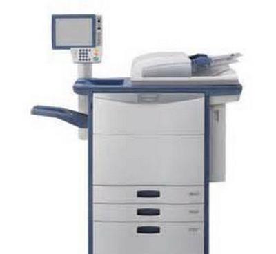 东芝5560C彩色数码复合机 高效办公的得力助手